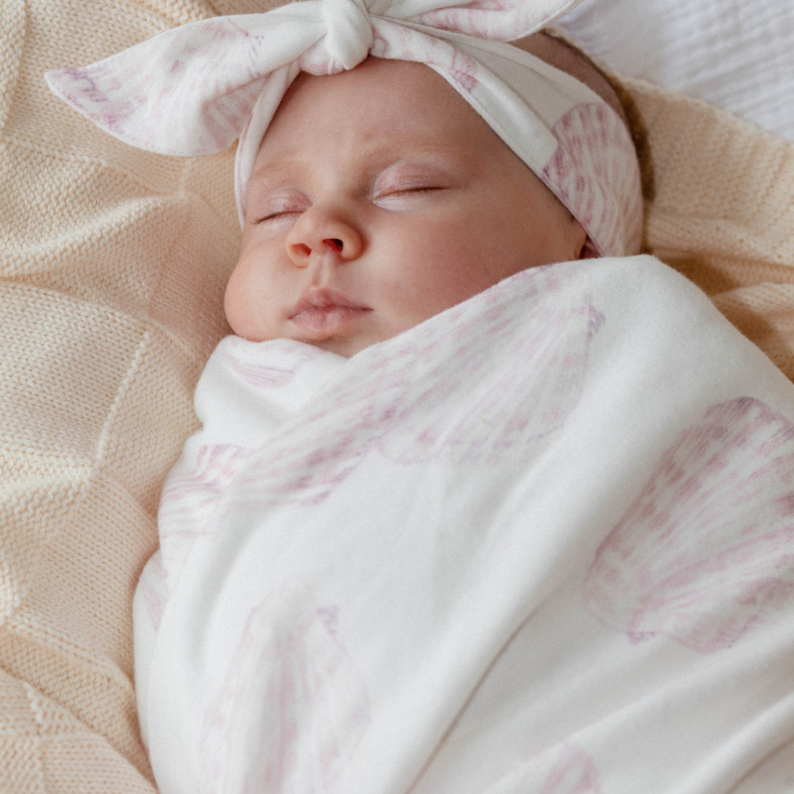 Jersey Swaddle & Top Knot - Sea Shells